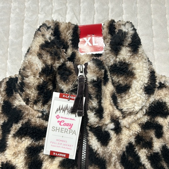 Women’s Cozy Sherpa Full Zip Jacket - Picture 3 of 5